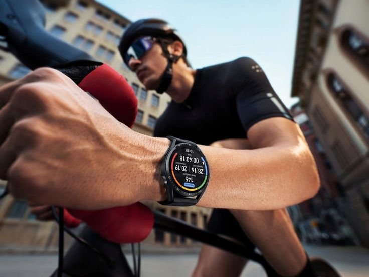 Smartwatches vs Fitness Bands: Which Is Worth Your Money?